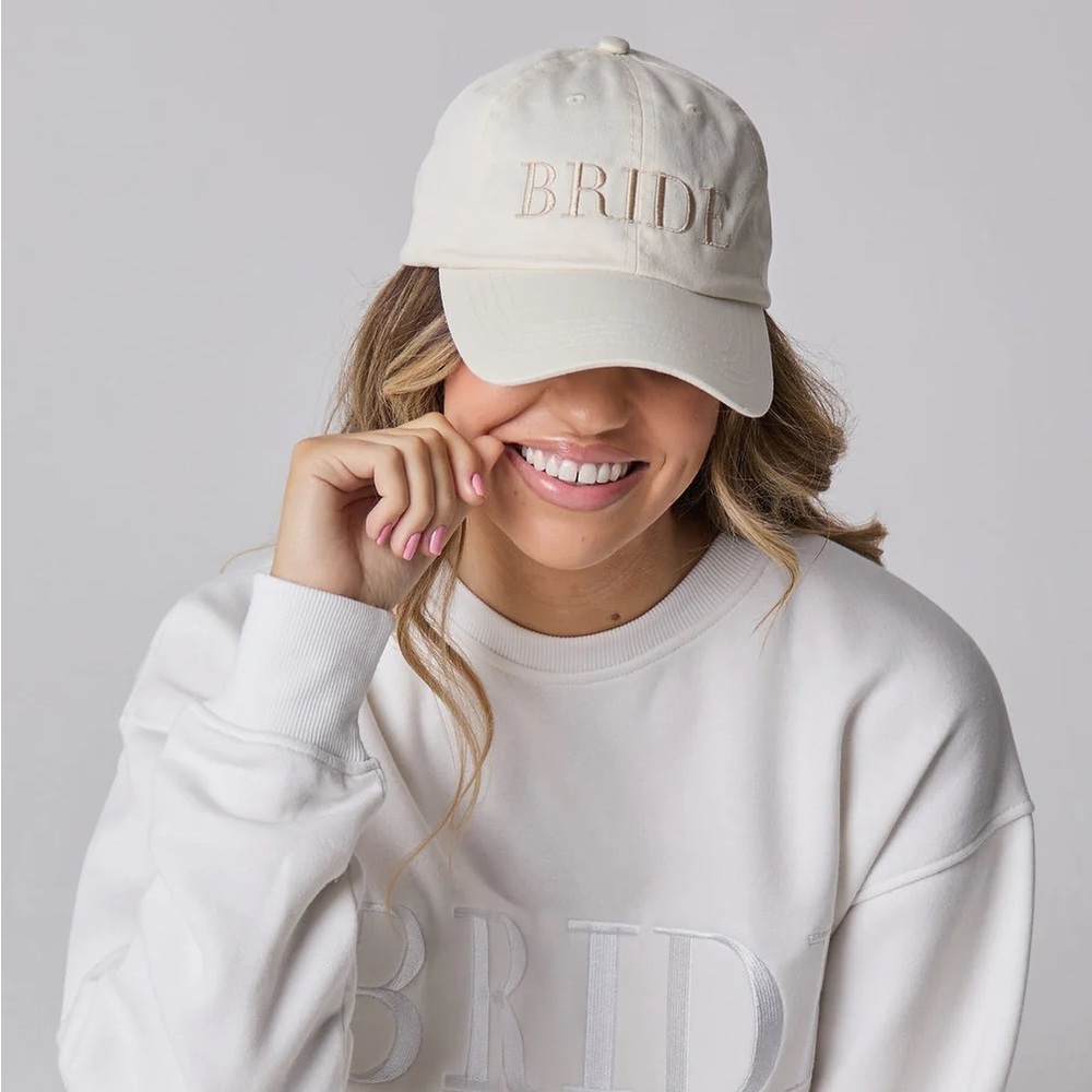 Six stories - Bride Embroidered Cap EUC